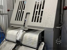 Baader 588 Filleting Machine for small/medium Whitefish