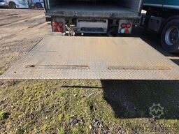 SCHMITZ CARGOBULL Carrier 1950 MT,2 Kammern mit Tor,Ladebordw.3 To