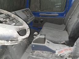 Unimog U 4000