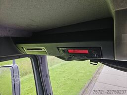 MAN 26.390 TGA 6X2 TAILLIFT