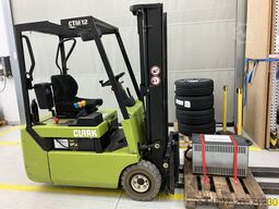 Clark CTM12