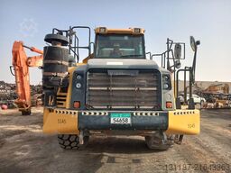 Komatsu HM400-3R (4 pcs available in Abu Dhabi)