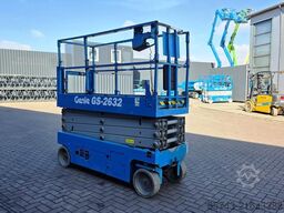 Genie GS2632 Electric, 10m Working Height, Non Marking T