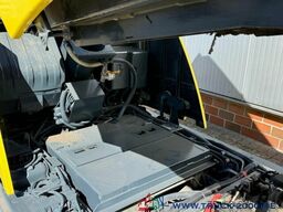 Johnston Bucher Johnston Sweeper CX202 mit EURO 6 Klima