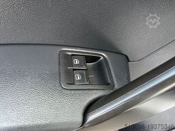 VOLKSWAGEN CADDY MAXI REGALS. TEMP. 4MOTION DACHTRÄ. KLIMA