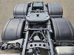 Mercedes-Benz ACTROS 2548 / GIGASPACE / PTO / 6X2/4 / !! NEW !!