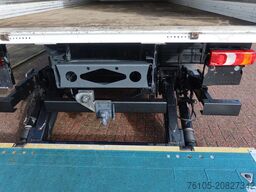 Mercedes-Benz Atego 1223 1223 L Bak + Klep Bar 3000 KG