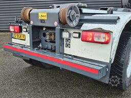 Ginaf X6 4242 CTSE 8x4 / 40T HAAKARM + EPSILON Z KRAAN