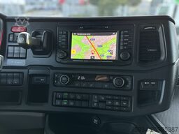 SCANIA 590S V8