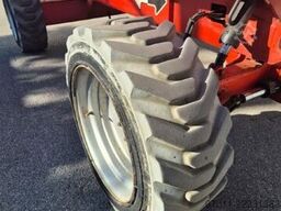 JLG M600JP