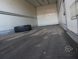 Renault MIDLUM 280-16L closed box truck