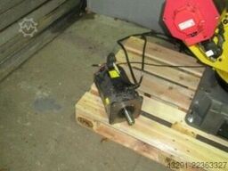 Fanuc S-500iB , R-J3iB mit 7.Achse/Motor