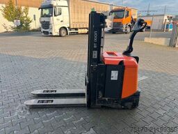 Toyota SPE 125 L / nur 382h ! / Hochhubwagen / 3.350mm