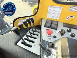 Combilift C4000 DIESEL TRIPLEX 6000 FORK POSITIONE