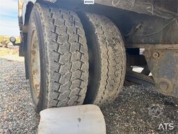 Istrail Machinery Semi-trailer w/ Hydraulic bridges.