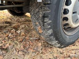 Mercedes-Benz Sprinter box van w/ lifting limb WATCH VIDEO