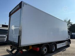 MERCEDES-BENZ ANTOS 2527 L ISOLIER-Koffer LAMBERET 8,25 m