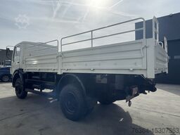 Mercedes-Benz 1017 5t 4x4 Dropside plate