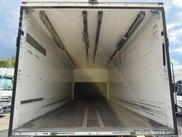 MERCEDES-BENZ ACTROS 1830 L Koffer 7 m LBW 2 T*LASI VDI*78 tkm