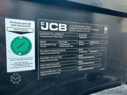 JCB TM 320 T4F * AGRI * Q-FIT * 40Km/h * VOLLGUMMI *