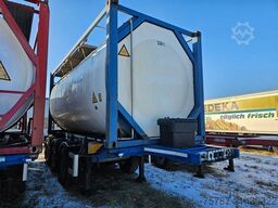 SCHMITZ CARGOBULL Tankcontainer Chassis+Tankcontainer  Schwallwand