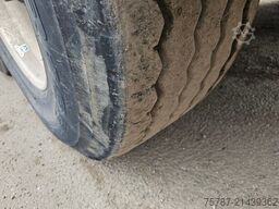 VAN HOOL Tankchassis + Tankcontainer