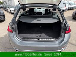 BMW 320 d xDrive Touring Driving Assistant