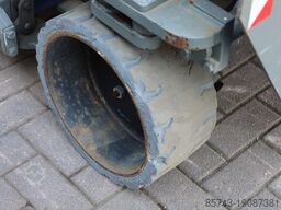 Holland Lift Ecostar HL-7810 Electric, 10m Working Height, 450k