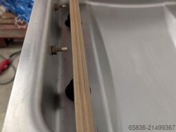 Henkovac T4 vacuum machine