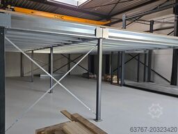 300 m², Traglast: 350 kg/m² | 5,0 x 5,0 m | Lichte Höhe: 3,0m