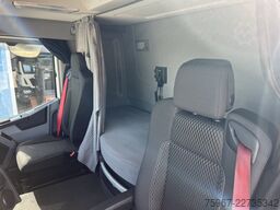 Renault T 440