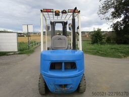 Doosan D25S-5 - Triplex-FH 4,7m + Seitenschieber
