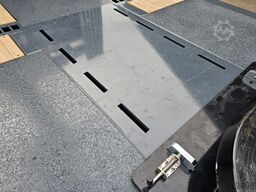 Scania R590 V8 / 8x2 / HMF 9520 + JIB + LIER / TREKKER...