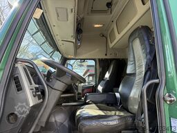 Volvo FM500 8X4 Kran Hiab 408 Jib bis 30 Meter