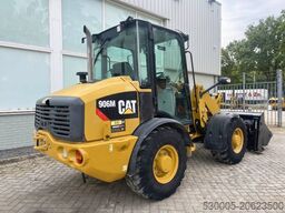 CAT 906 M 2018