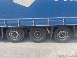 Schmitz Cargobull Semitrailer Curtainsider Coil