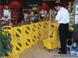 RUBBERMAID 