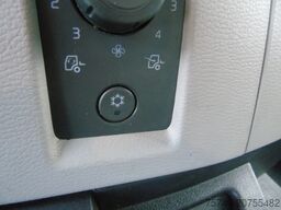 Volvo FL 12.250 + EURO 6 + LIFT