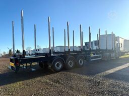 PAVIC Holzauflieger mit Schemel und Rungen