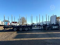 PAVIC Holzauflieger mit Schemel und Rungen