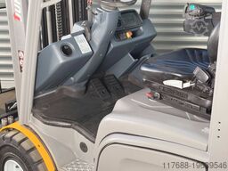 Jungheinrich Service Neu - 4,7m - 2,5t - VW Motor - Triplex