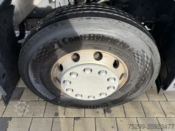 Renault D Wide 18.380 4x2 F135A.22 / Swiss-Vehicle