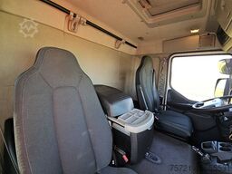 VOLVO FL 220.12 AIRCO LIFT SIDE DOOR