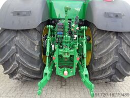 John Deere 8400R