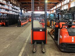 Linde L12 //