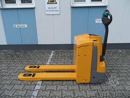 Jungheinrich EJE 220 - TOP-Batterie - wenig Stunden