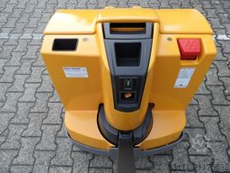 Jungheinrich EJE 220 - TOP-Batterie - wenig Stunden