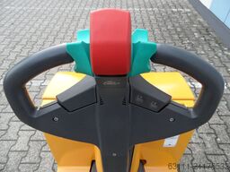 Jungheinrich EJE 220 - TOP-Batterie - wenig Stunden