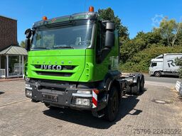 IVECO 410 Chassis 6x4