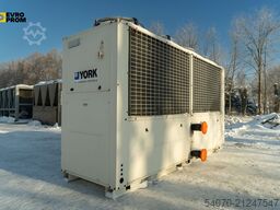 Used Aircooled chiller YORK YLHA 150 TP 380T 145 kW/150kW 2017 yom